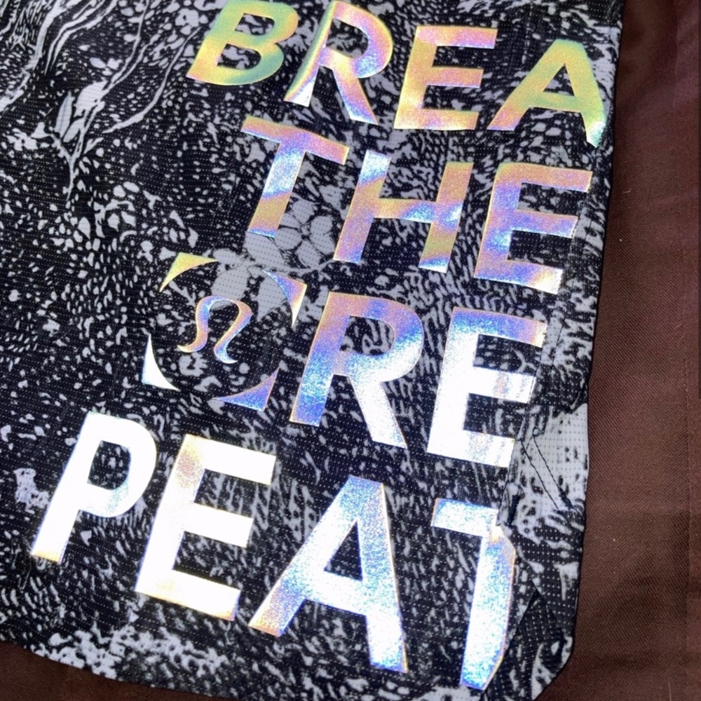 Lululemon shirt